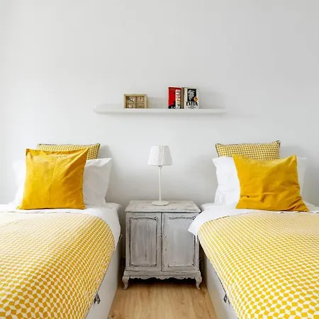 I New Ac Apartment